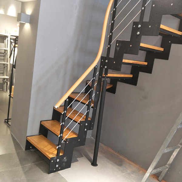 消费者应该如何正确的选择楼梯呢？