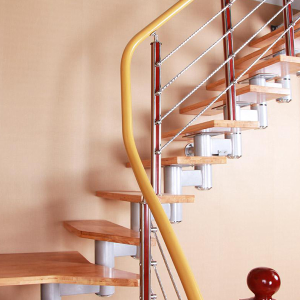 实木楼梯和钢木楼梯哪个好？