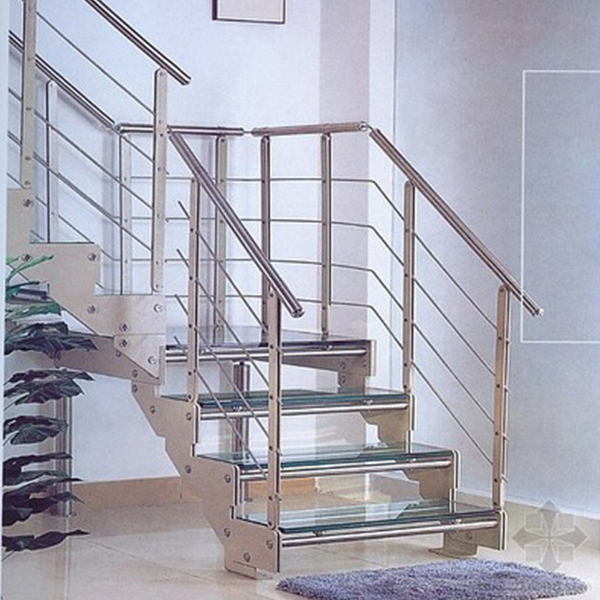 楼梯应当如何与家具搭配呢？
