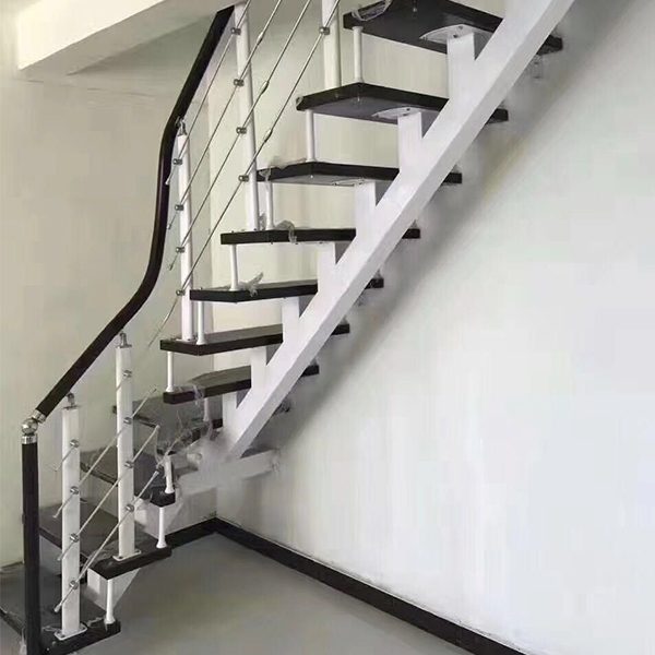 斜梁楼梯